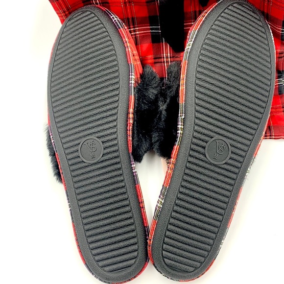 Victoria’s Secret Black and Red Plaid Slippers Size M (7-8) - Picture 4 of 12